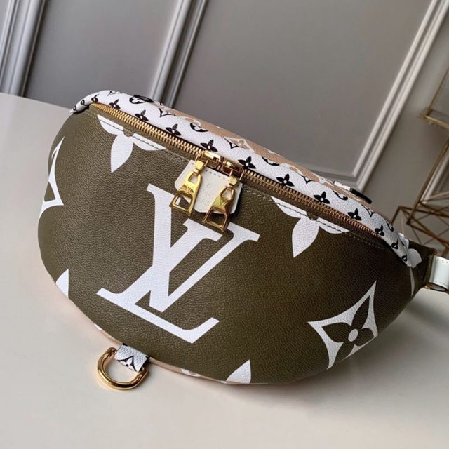 Louis Vuitton Giant Monogram Canvas Bumbag/Belt Bag M44611 Khaki Green 2019 (FANG-9043024 )