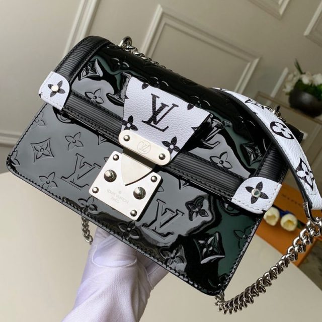 Louis Vuitton LV Wynwood Shoulder Bag in Black Vernis Leather M90445 2019 (KD-9041832 )