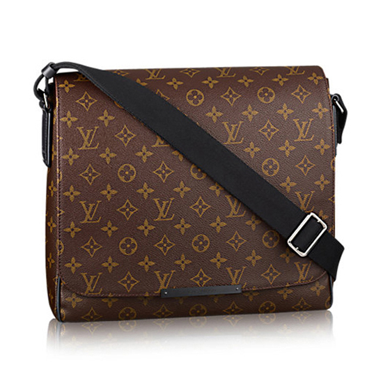 Louis Vuitton M40934 District MM Messenger Bag Monogram Canvas